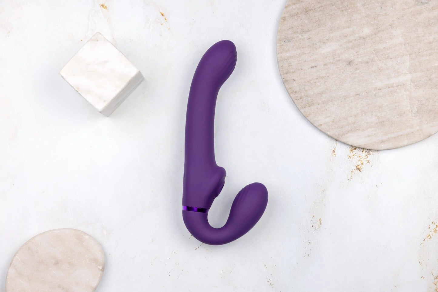 Strapless avec stimulateur clitoridien