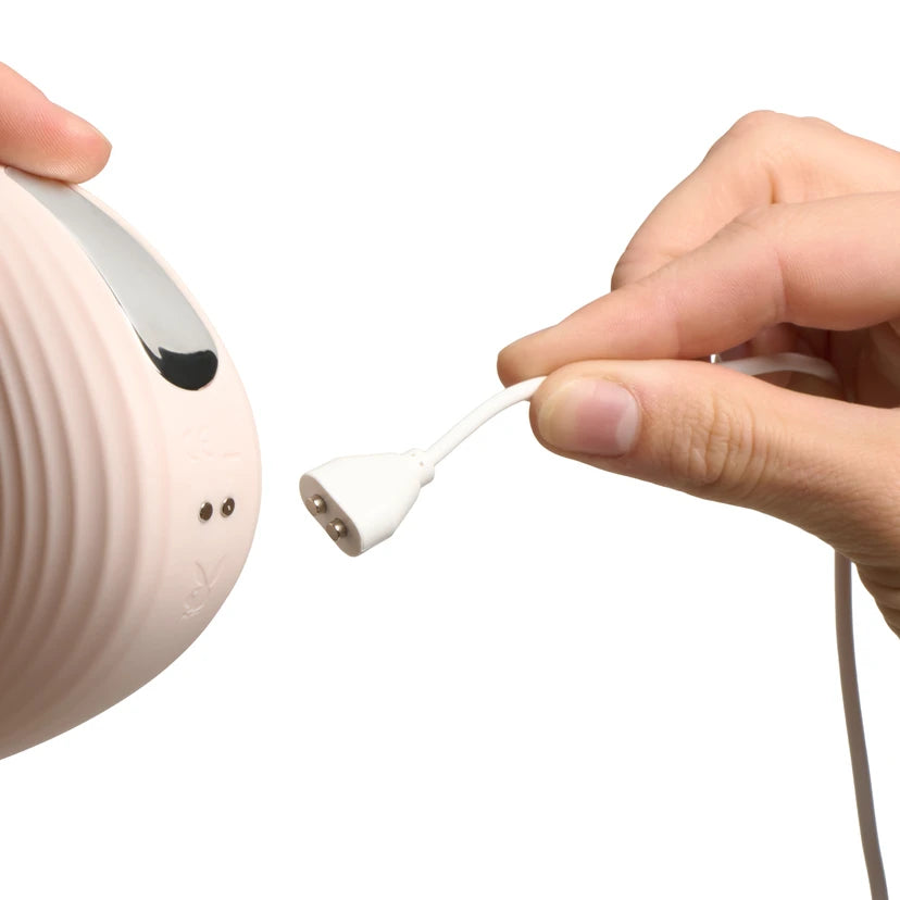Palm vibrator
