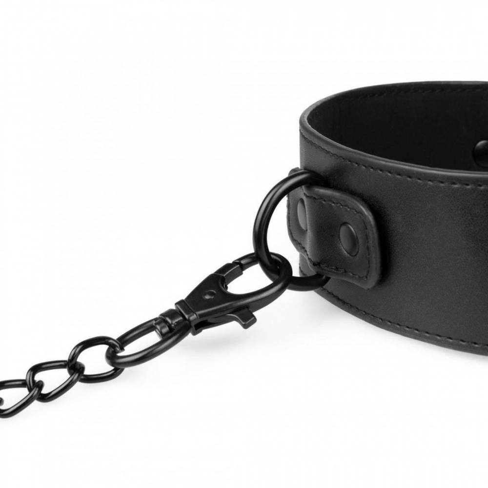 Collier avec laisse en cuir vegan