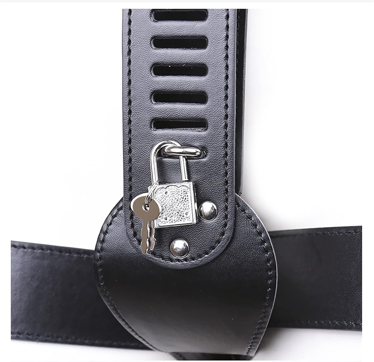 Ceinture de chasteté en similicuir