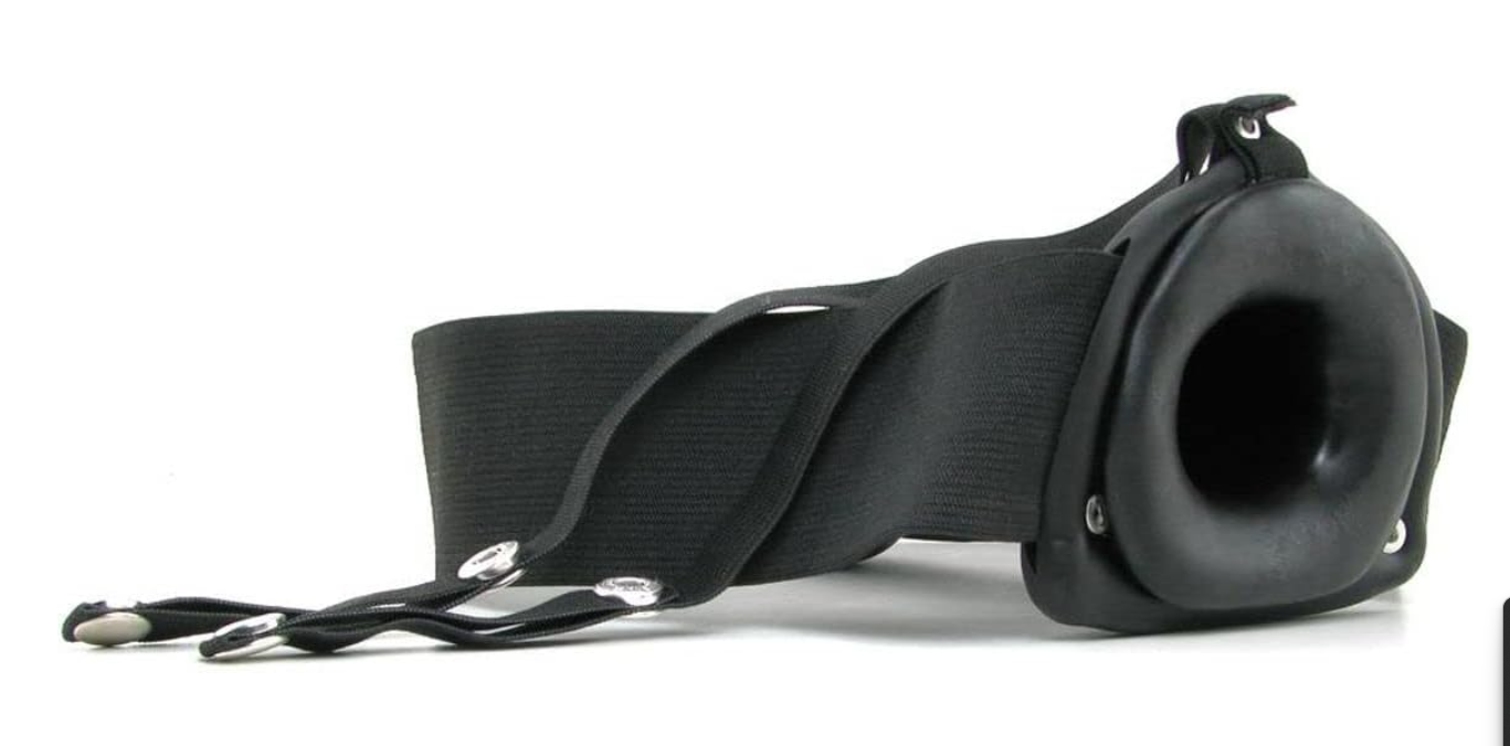 Gode ceinture creux avec harnais