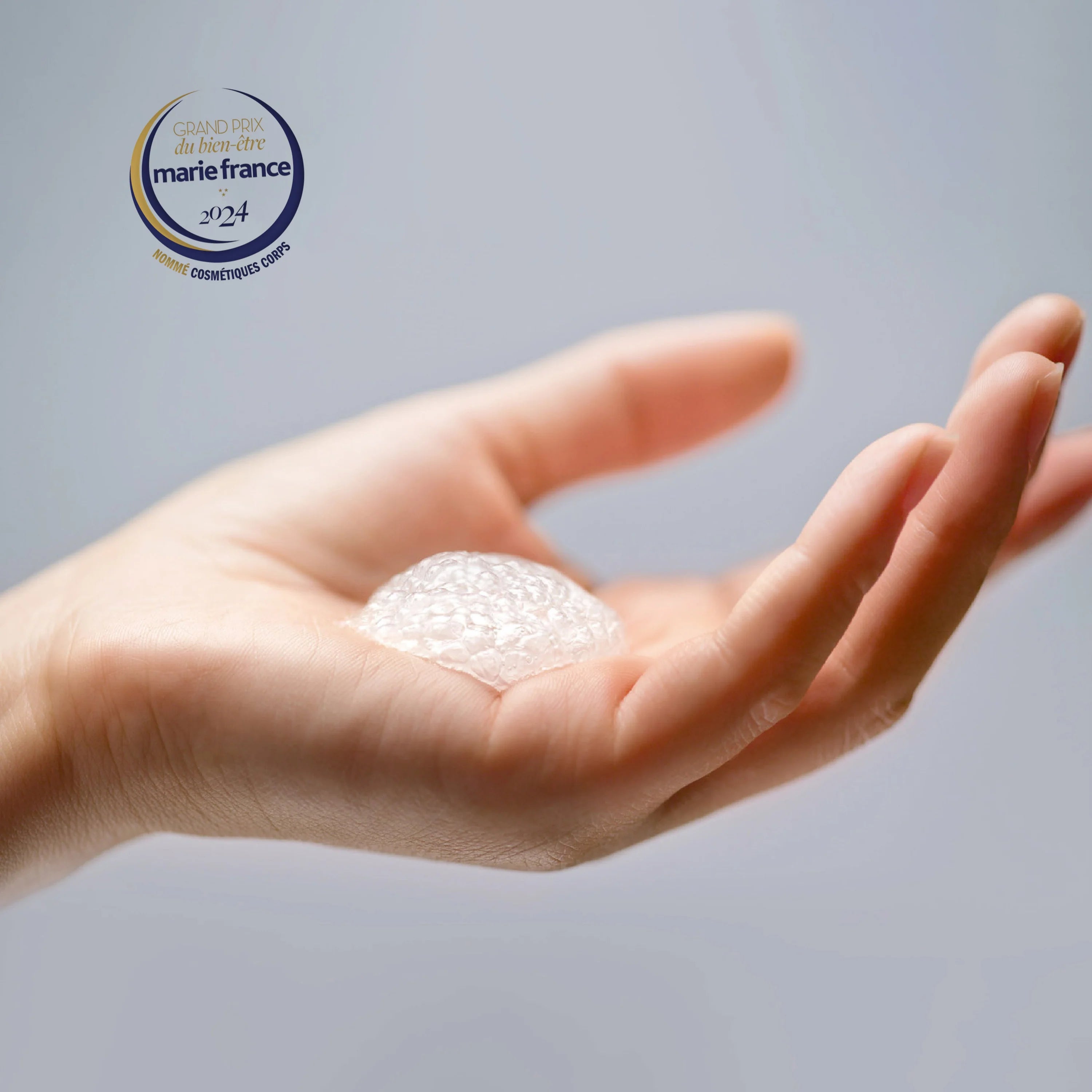 Mousse de massage crépitante au parfum indécent