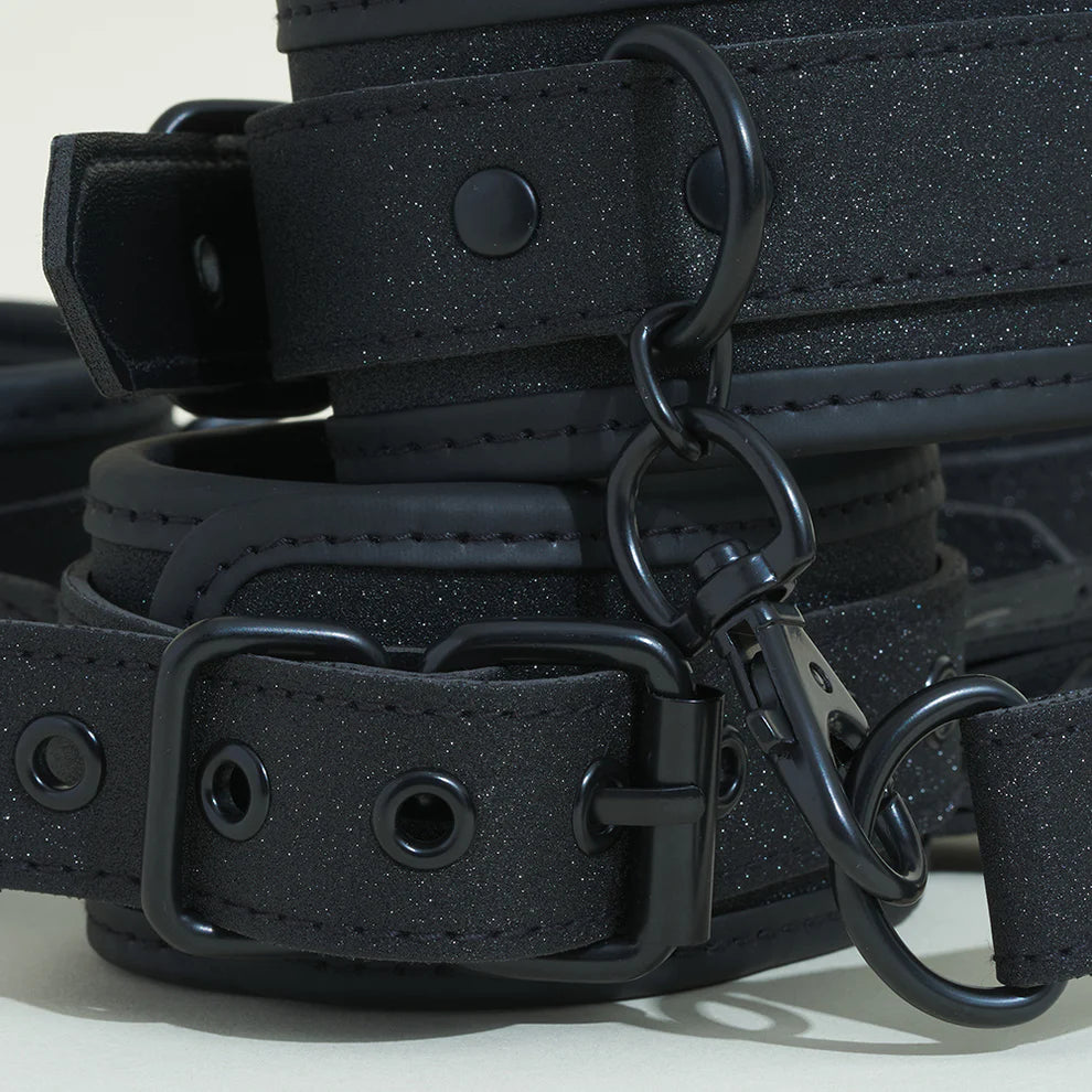 Kit menottes et attaches by POP