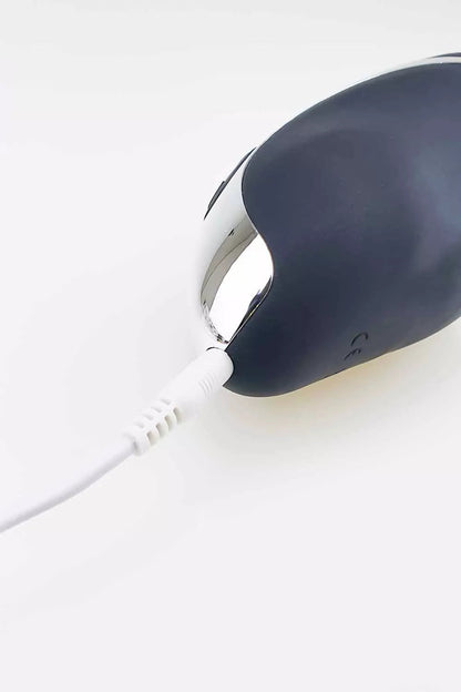 Masturbateur vibrant, Son Amour