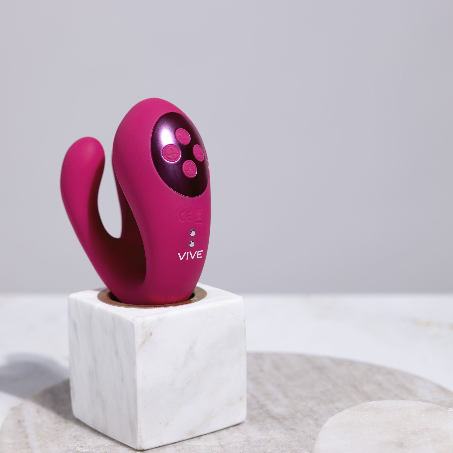 Stimulateur triple action avec tapotement clitoris, le Yoko